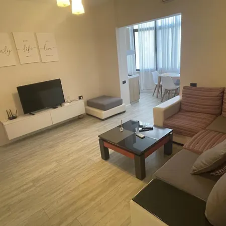 Lacasa-21 Dhjetori Appartamento Tirana